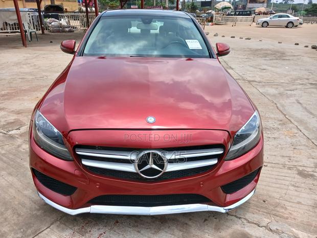 Mercedes-Benz C300 Luxury 4matic Sedan AWD (2.0L 4cyl 7A) 2017 Red