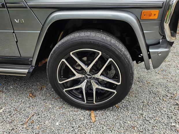 Mercedes-Benz G-Class Base G 550 AWD 2013 Green