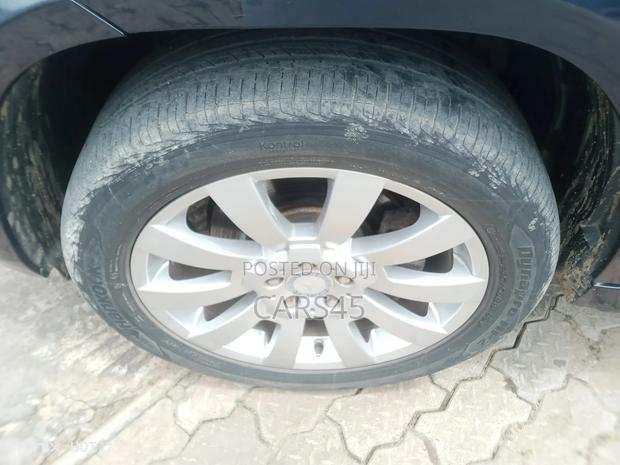 Mercedes-Benz GLK-Class 2011 Blue