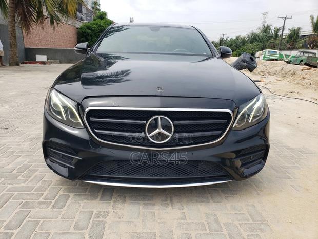 Mercedes-Benz E300 2017 Black