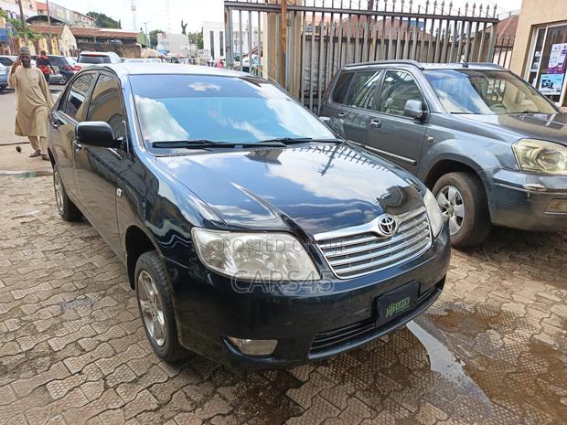 Toyota Corolla 2006 Black