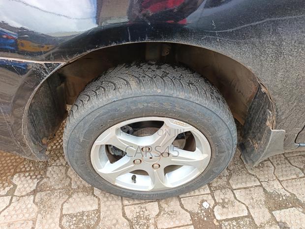 Toyota Corolla 2006 Black