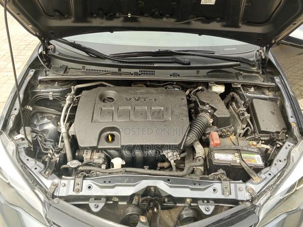 Toyota Corolla 2019 Gray