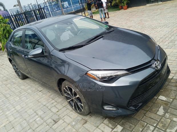 Toyota Corolla 2019 Gray