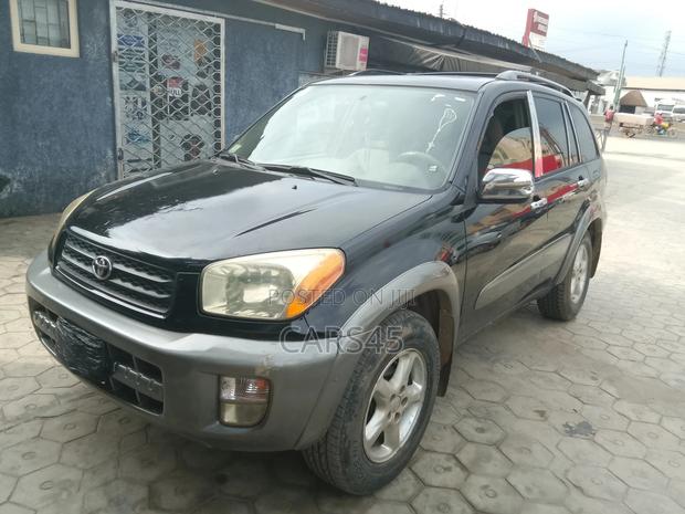 Toyota RAV4 2001 Black