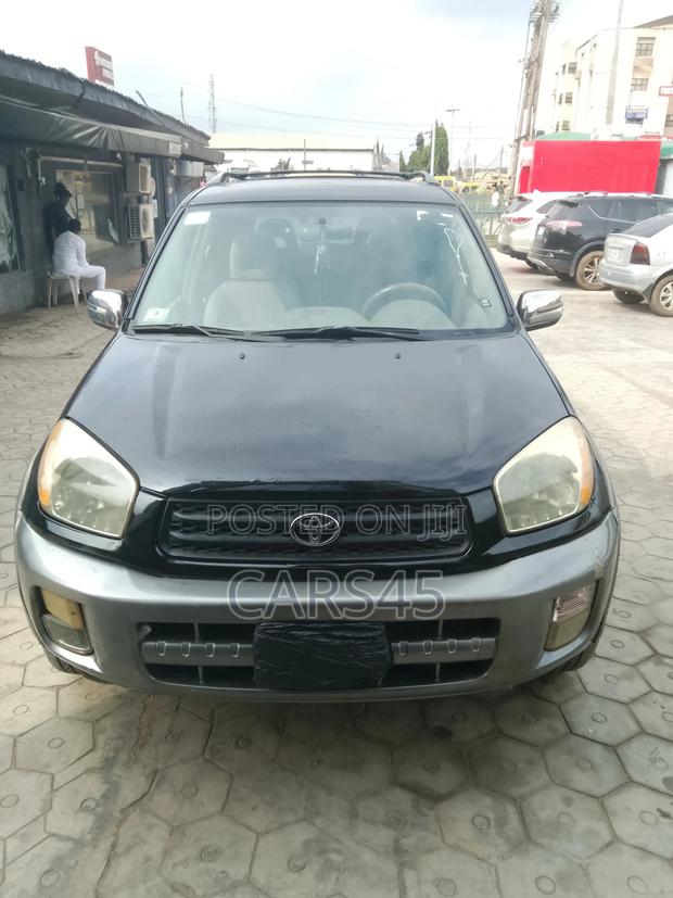 Toyota RAV4 2001 Black