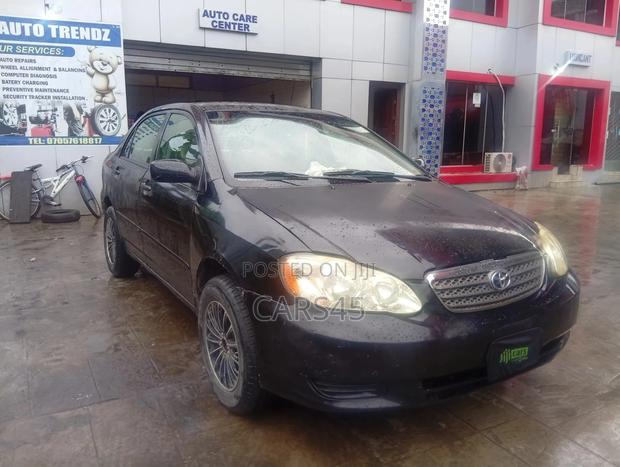 Toyota Corolla 2005 Black