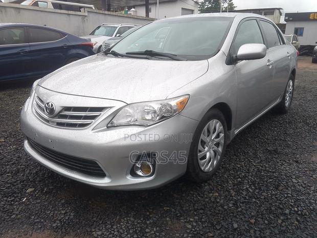 Toyota Corolla LE 4dr Sedan (1.8L 4cyl 4A) 2013 Silver