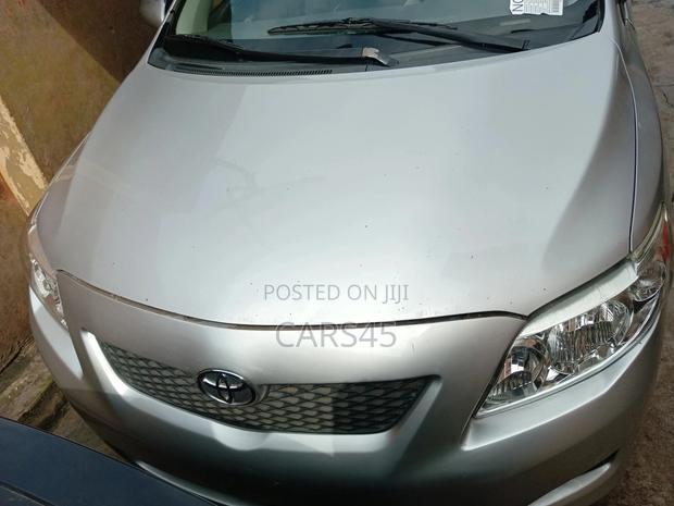 Toyota Corolla 2009 Silver