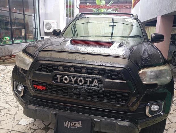 Toyota Tacoma TRD Off Road 2019 Black