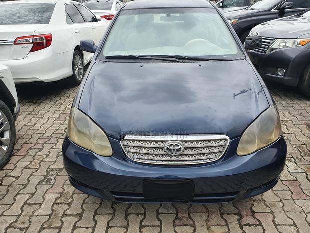 Toyota Corolla 2004 Blue