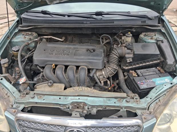 Toyota Corolla 2005 Green