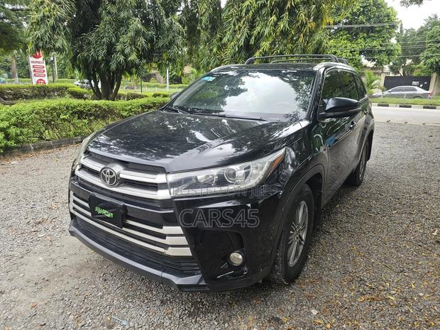 Toyota Highlander 2014 Black