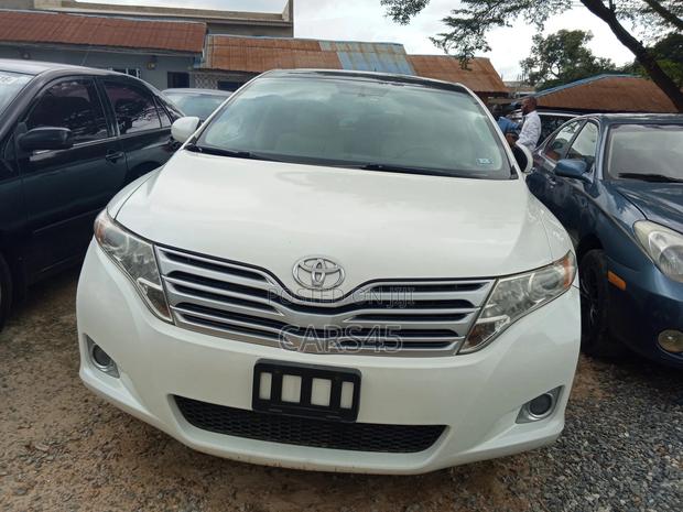 Toyota Venza 2011 White