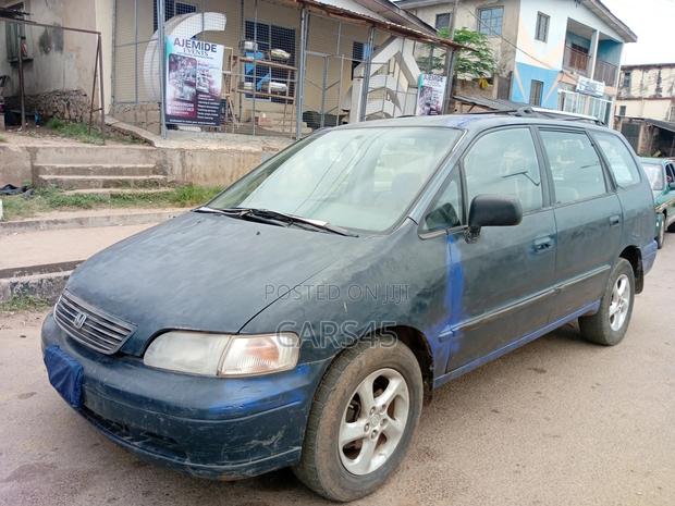 Honda Shuttle 1996 Blue