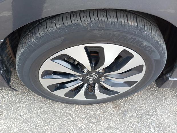 Honda Accord 2017 Gray