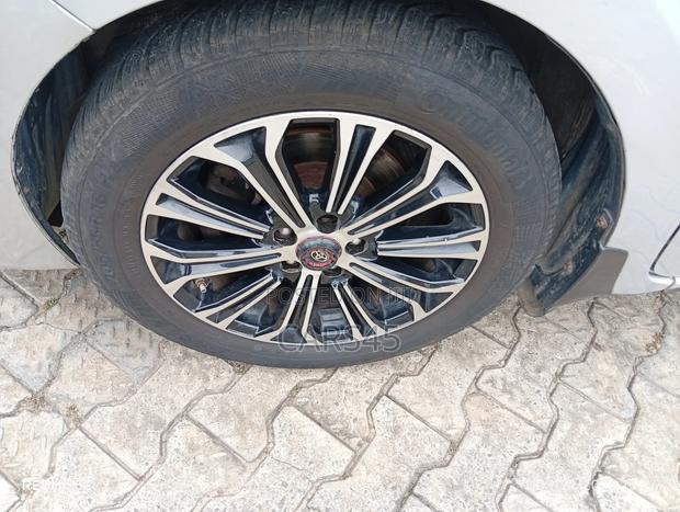 Toyota Corolla 2016 Silver