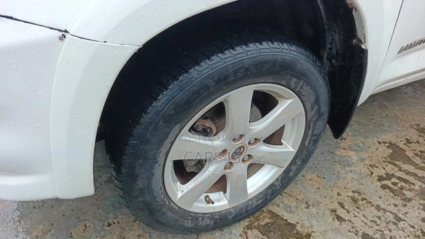 Toyota RAV4 2007 White