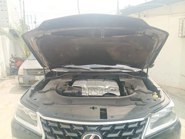 Lexus LX 2013 Black
