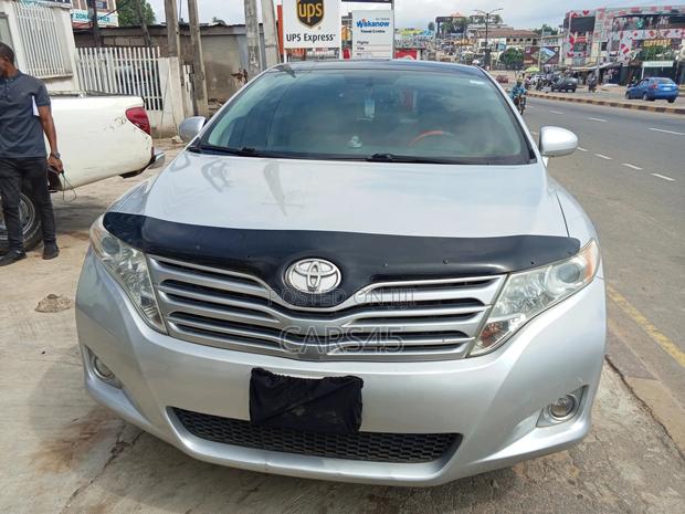 Toyota Venza 2012 Silver