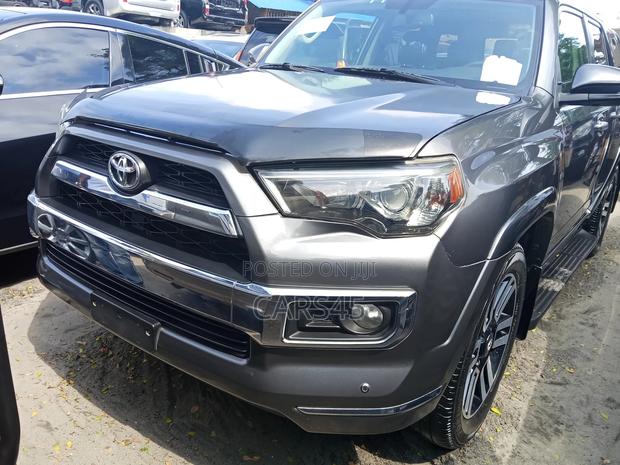 Toyota 4-Runner 2015 Gray