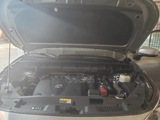 Toyota Highlander Limited AWD 2020 Silver