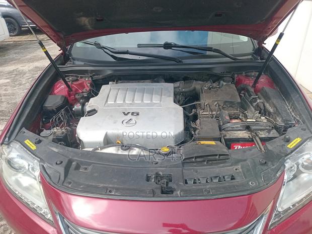 Lexus ES 2015 Red
