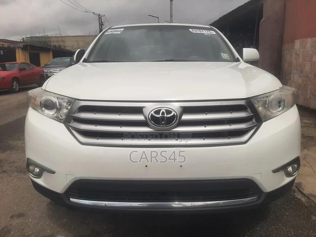 Toyota Highlander 2012 White