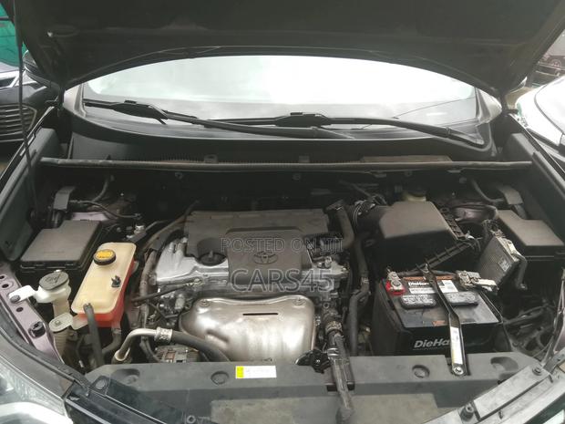 Toyota RAV4 2016 Burgandy