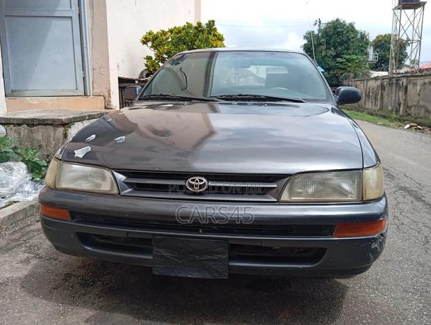 Toyota Corolla 1994 Blue