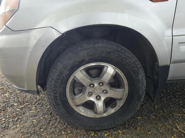 Honda Pilot 2006 Silver
