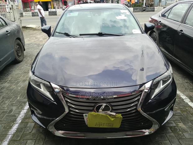 Lexus ES 2017 Blue