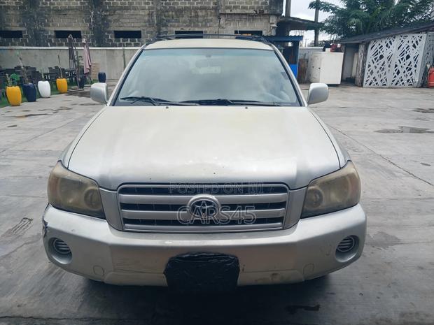 Toyota Highlander 2005 Silver