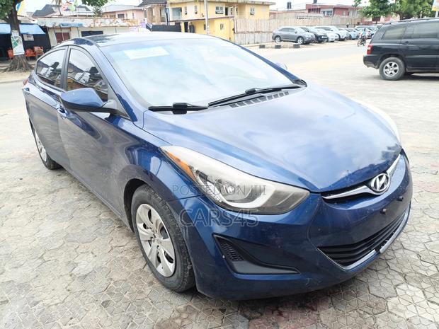 Hyundai Elantra 2016 Blue