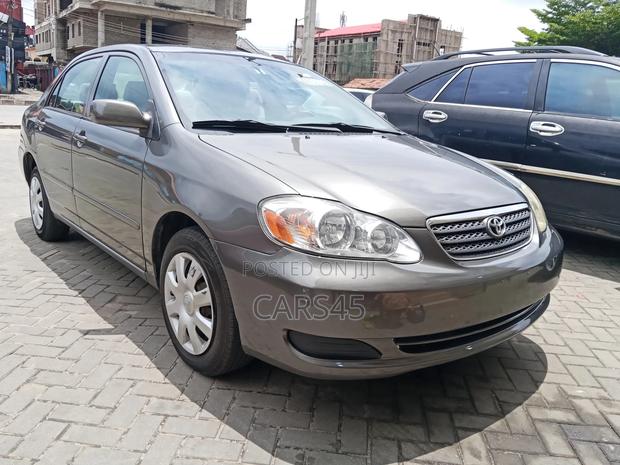 Toyota Corolla 2007 Gray