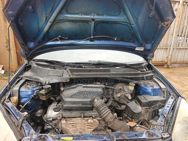 Toyota RAV4 2002 Blue