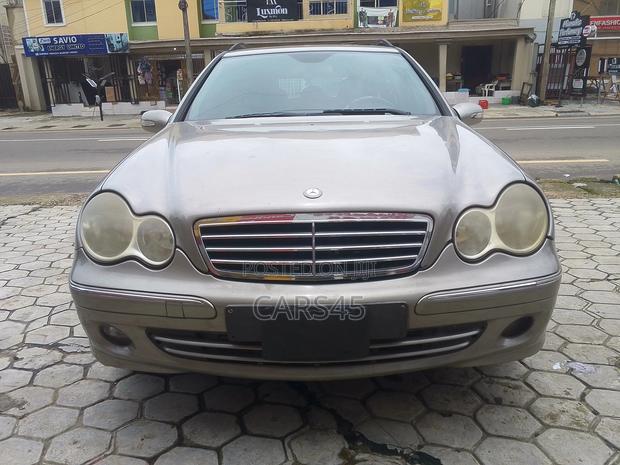 Mercedes-Benz C180 2002 Brown