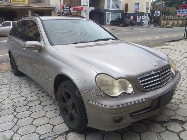 Mercedes-Benz C180 2002 Brown