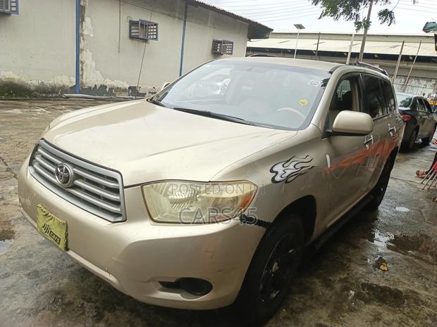 Toyota Highlander 2008 Gold