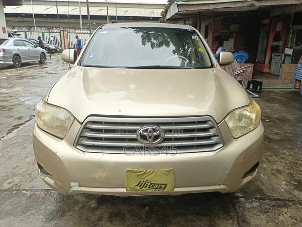 Toyota Highlander 2008 Gold