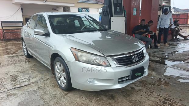Honda Accord 2008 Silver