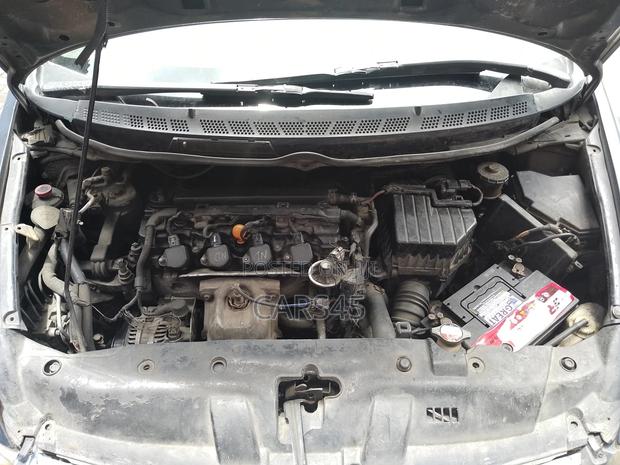 Honda Civic 2006 Blue