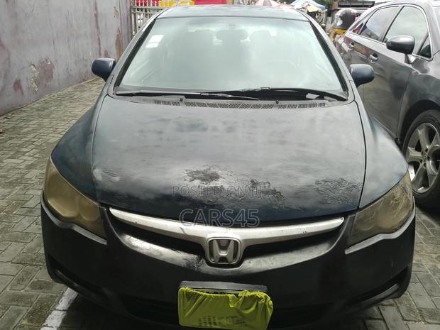 Honda Civic 2006 Blue