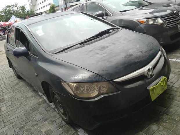 Honda Civic 2006 Blue