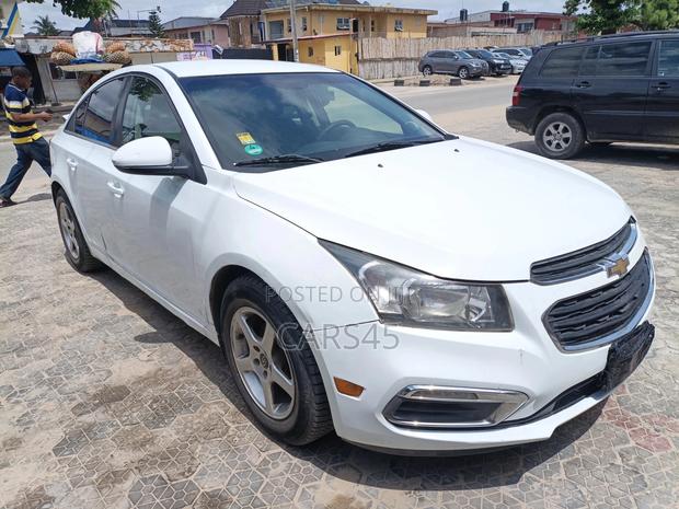 Chevrolet Cruze 2015 White