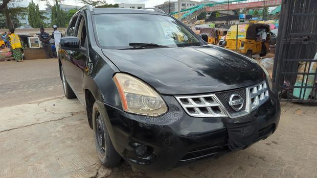 Nissan Rogue S 2011 Black