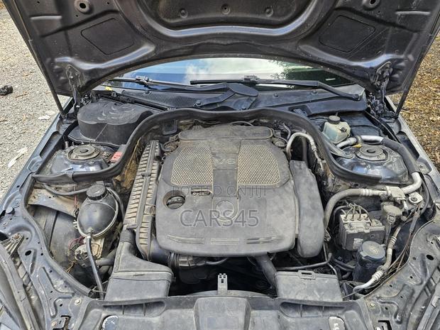Mercedes-Benz E350 2012 Gray