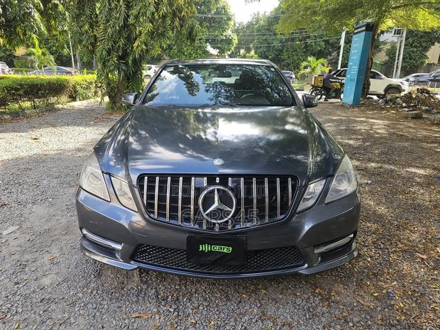 Mercedes-Benz E350 2012 Gray