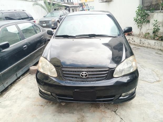 Toyota Corolla 2004 Black