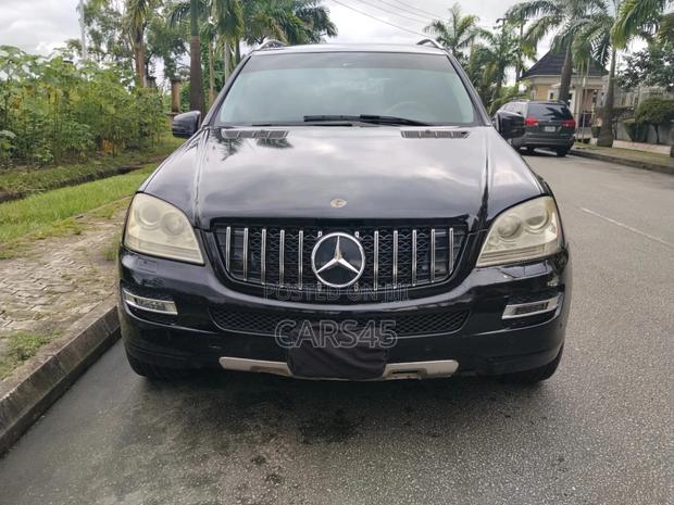 Mercedes-Benz M Class ML 350 AWD 4Matic (3.5L V6 7A) 2006 Black